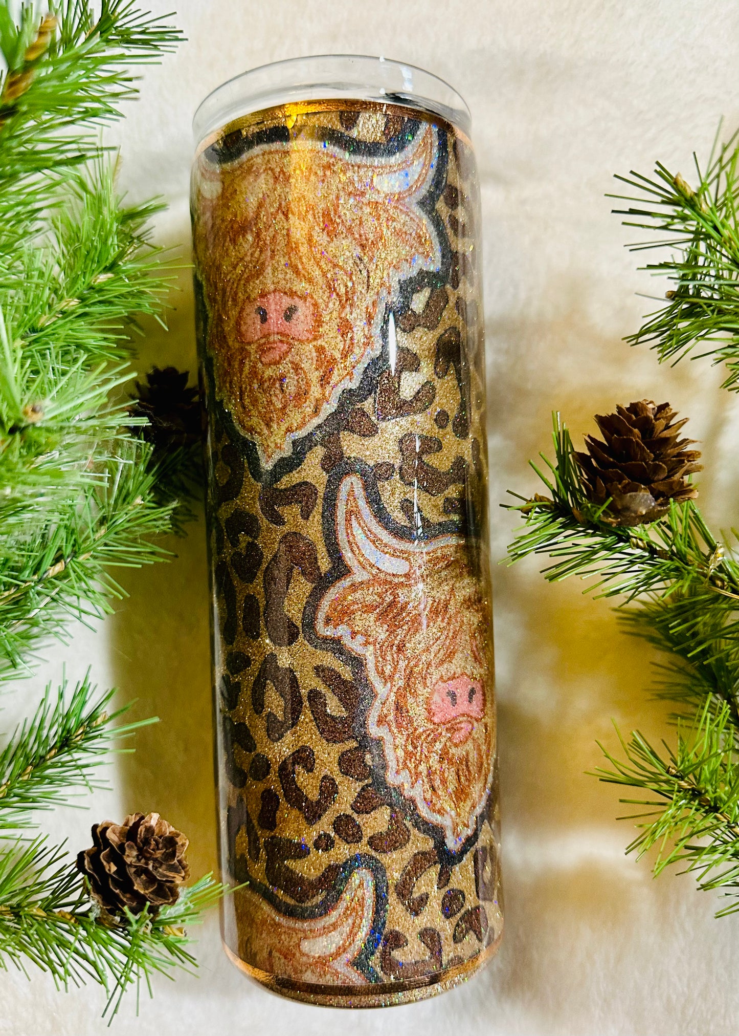 19) Glitter Burst Highland and leopard