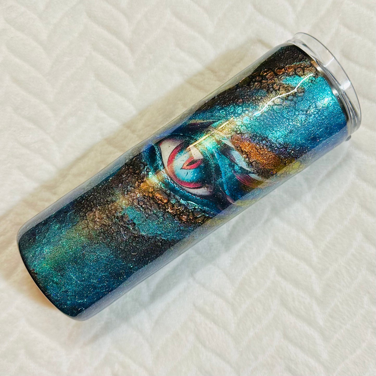 33) Dragon cup 20 oz